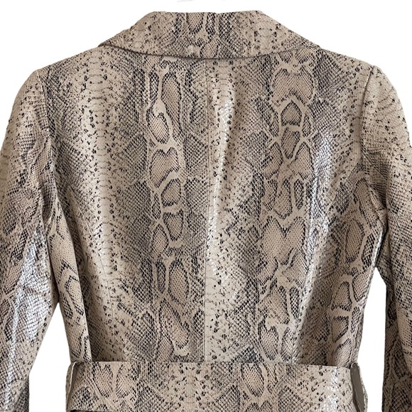 Vintage VS2 by Vakko tan & black animal printed leather jacket with belt - Picture 9 of 13